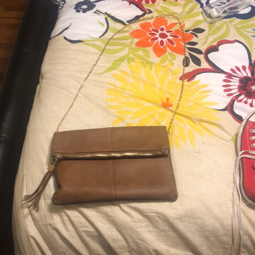 Francescia’s brown purse